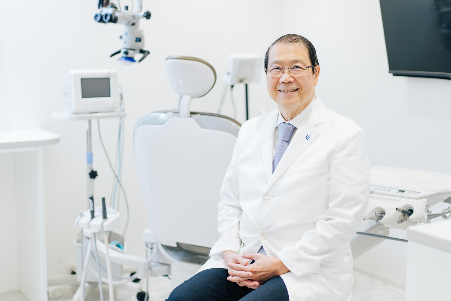 小児矯正担当医・安香 譲治